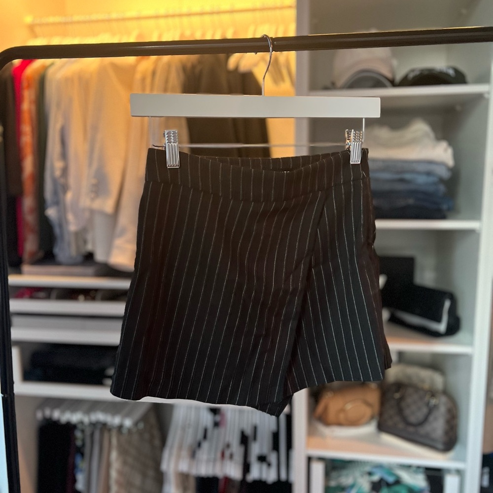 Dynamite Black and White Pinstripe Apparel